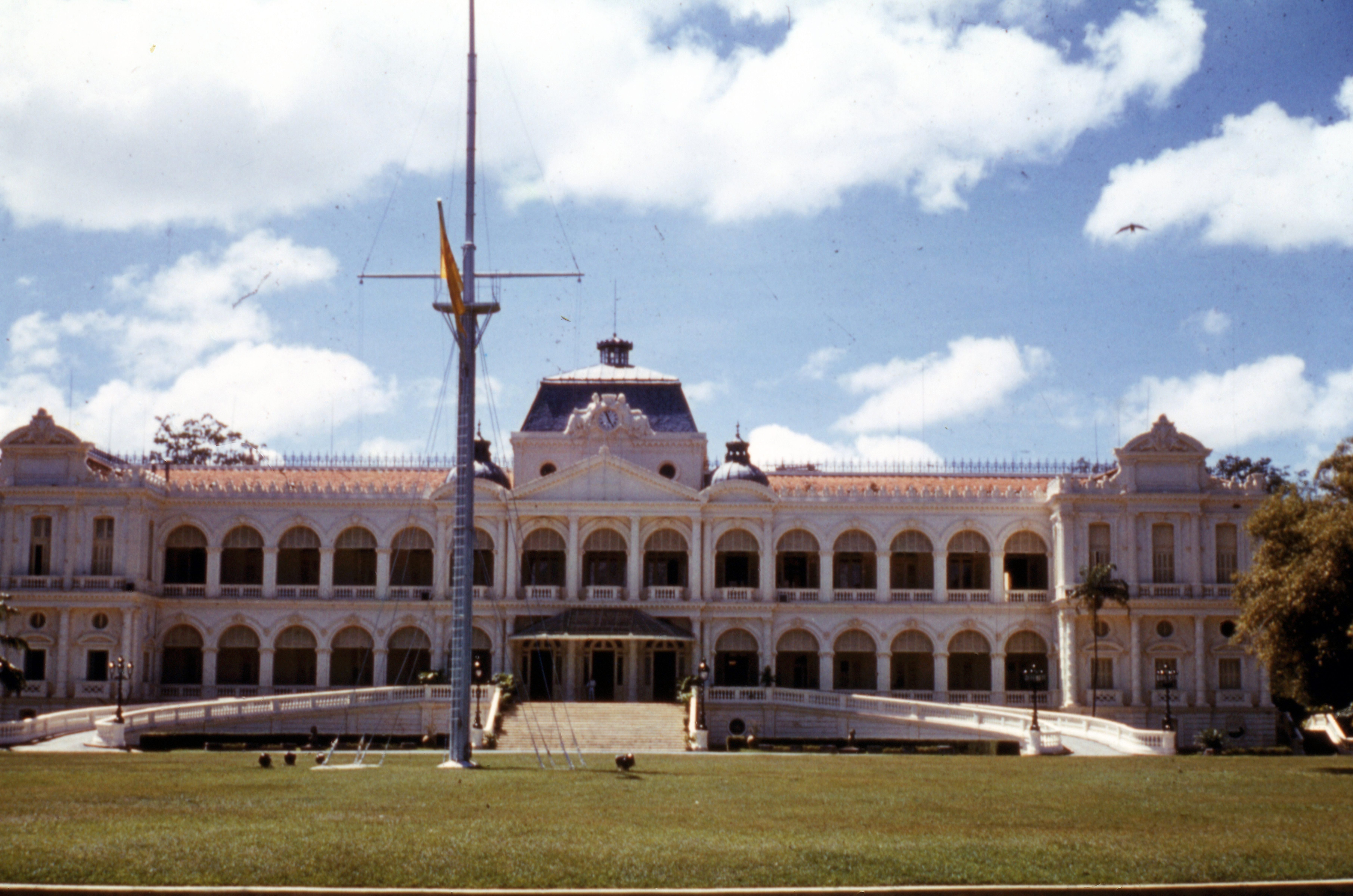 1962 South Vietnamese Independence Palace bombing Logo