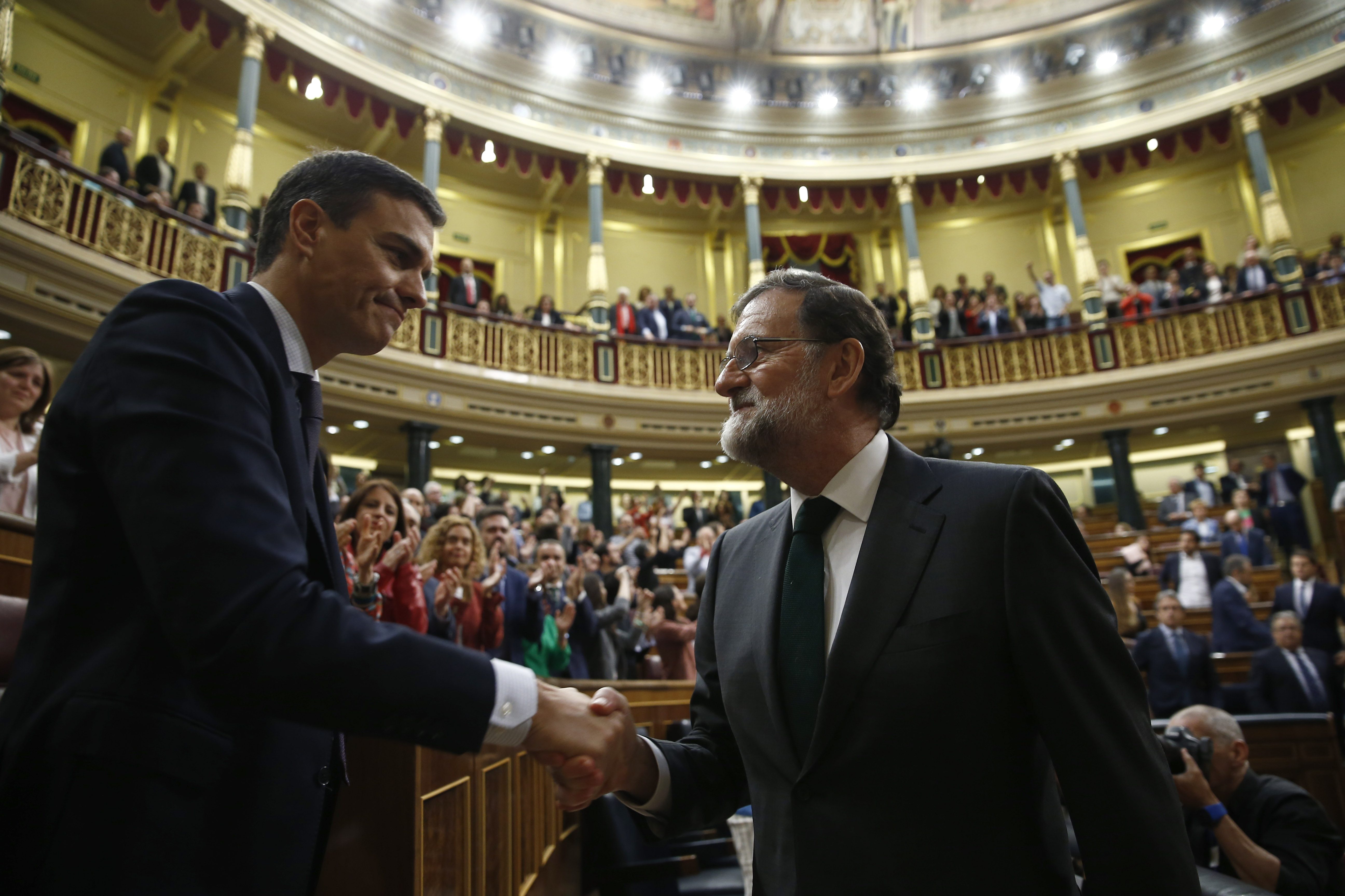 2018 vote of no confidence in the government of Mariano Rajoy Logo