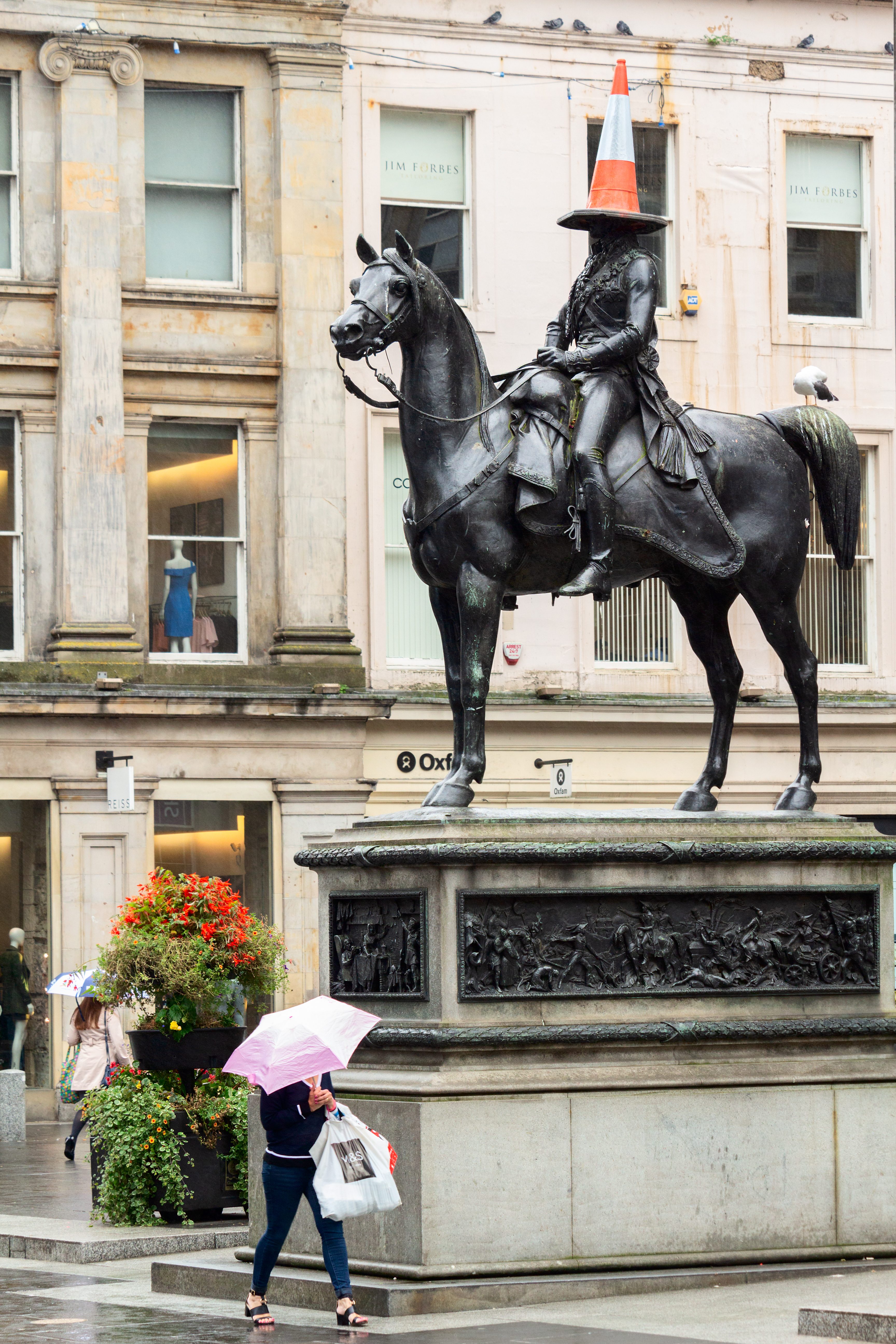 Equestrian statue of the Duke of Wellington, Glasgow Logo