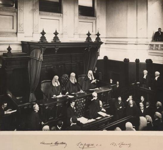 List of justices of the High Court of Australia Logo