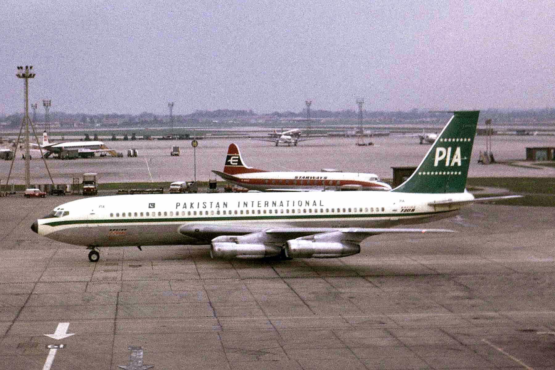 Pakistan International Airlines Flight 705 Logo