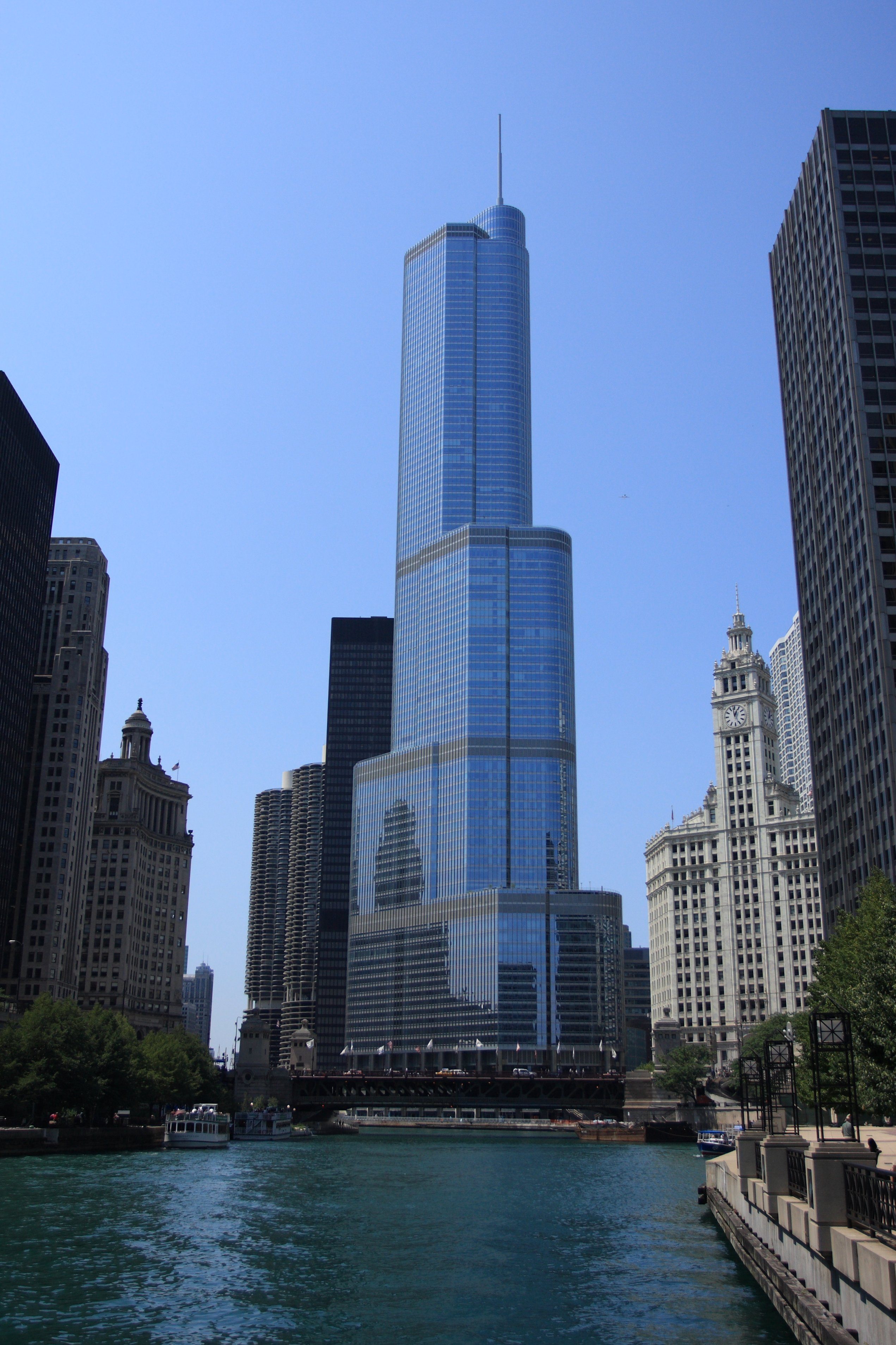 Trump International Hotel and Tower (Chicago) Logo